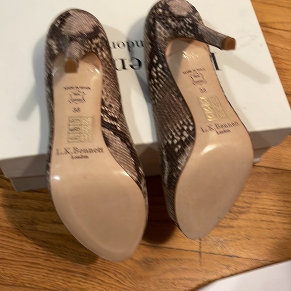🖤L.K. BENNETT LONDON SNAKESKIN HEELS🖤 - Picture 4 of 6